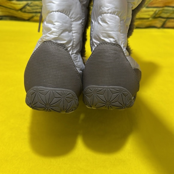 North Face winter boots - Picture 6 of 10